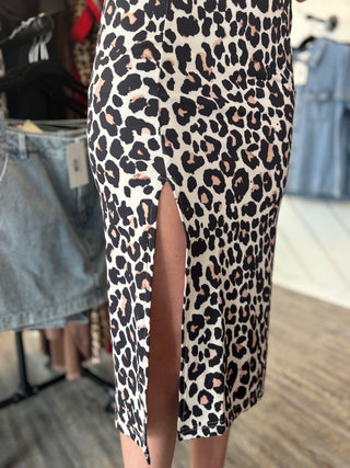 Leopard Printed Midi Skirt