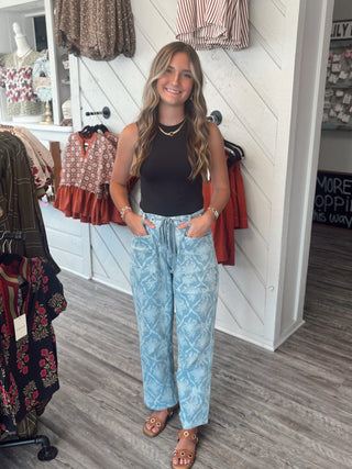 Coquette Printed Barrel Jean