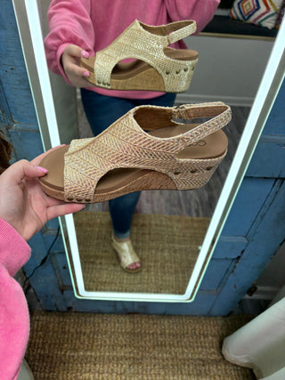 Corky's Carley in Silver Raffia