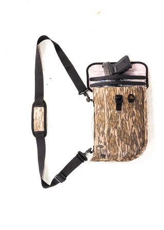 Mossy Oak - Auto-Sealing, Waterproof, Floating, Scent Proof Universal Utility Dry Bag in Bottomland