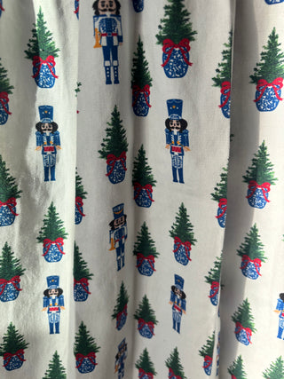 Mary Square Adult Apron Merry Marchers