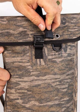 Mossy Oak - Auto-Sealing, Waterproof, Floating, Scent Proof Shotgun Bag in Bottomland