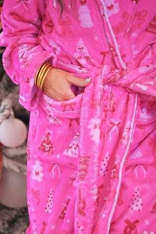 PREORDER: Legacy Lounge Robe – Pretty Pink Christmas