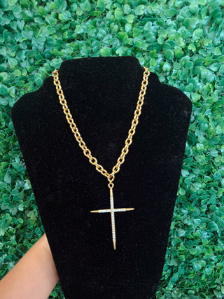 LUXE CROSS NECKLACE