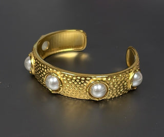 Golden Grace Pearl Cuff