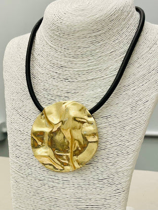 Modern Muse Pendant Necklace