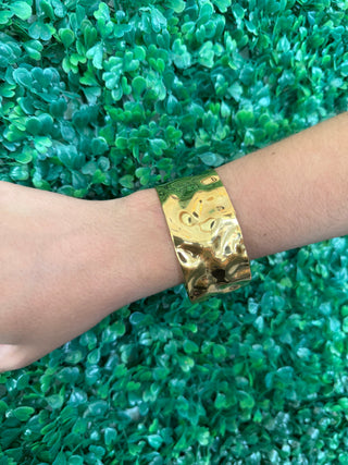 Molten Shine Cuff