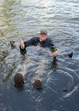 Mossy Oak - Auto-Sealing, Waterproof, Floating, Scent Proof Shotgun Bag in Bottomland