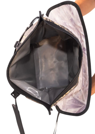 Mossy Oak - Auto-Sealing, Waterproof, Floating, Scent Proof Day-Pack in Shadow Grass Habitat