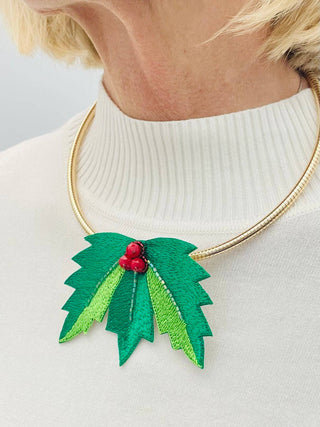 Holly Christmas Collar Necklace