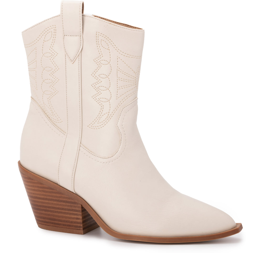 Corky's Rowdy Bootie in Winter White